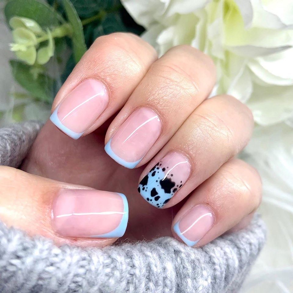 Яркий летний маникюр