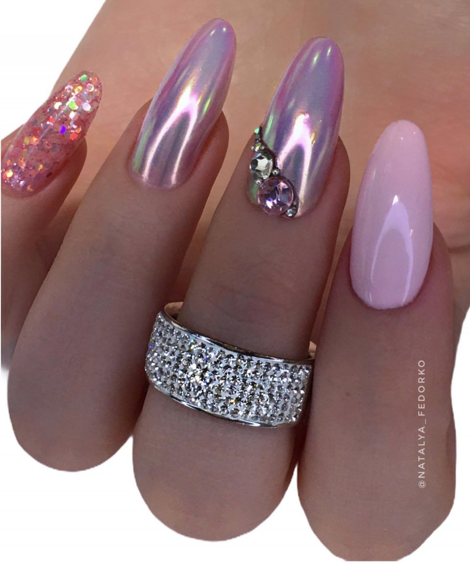Ногти с втиркой
