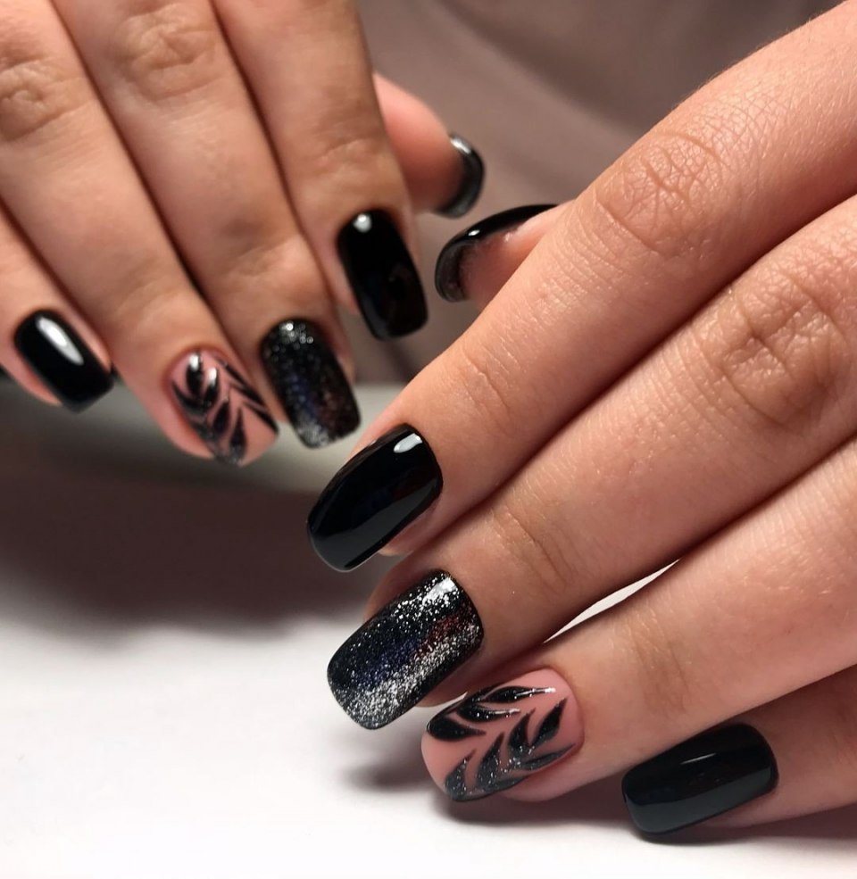 Ногти 2021 черные