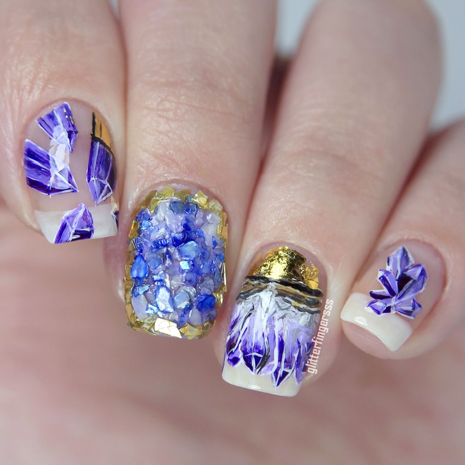 Маникюр с кристаллами
