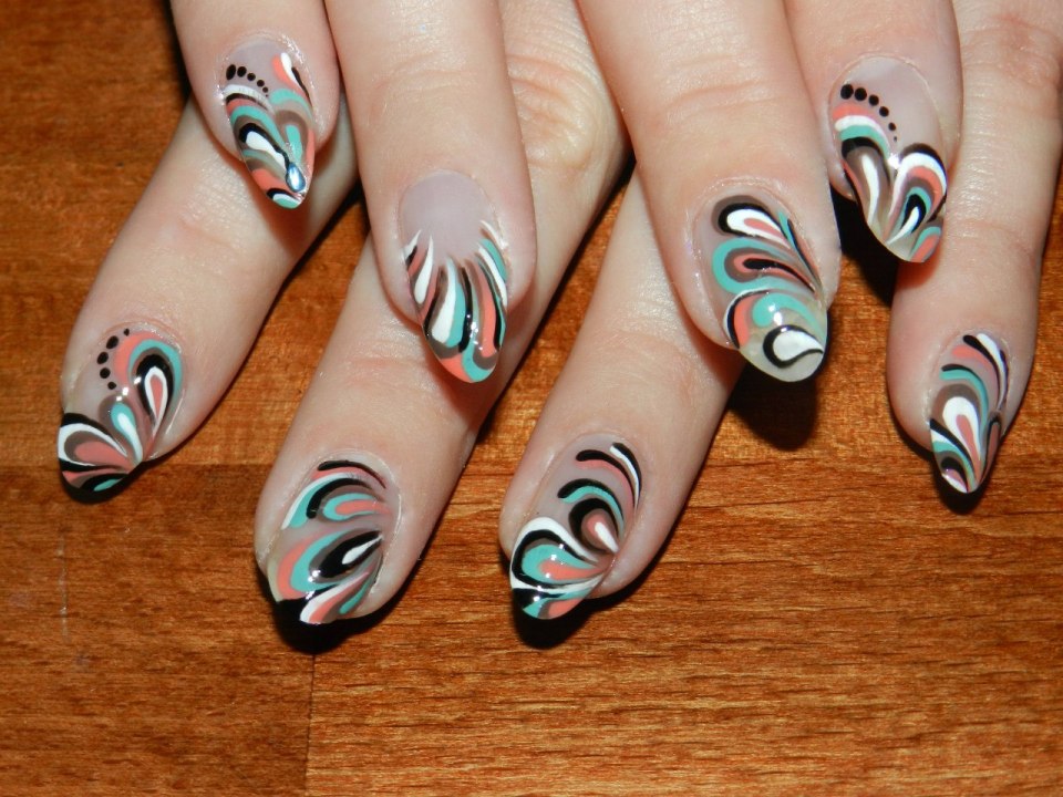 Литье на ногтях