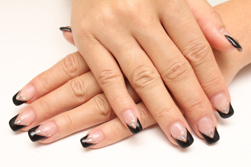 Френч с черным кончиком