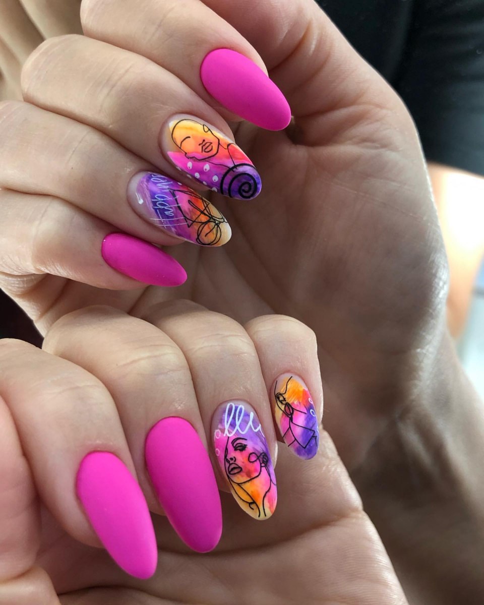 Летний маникюр со слайдерами