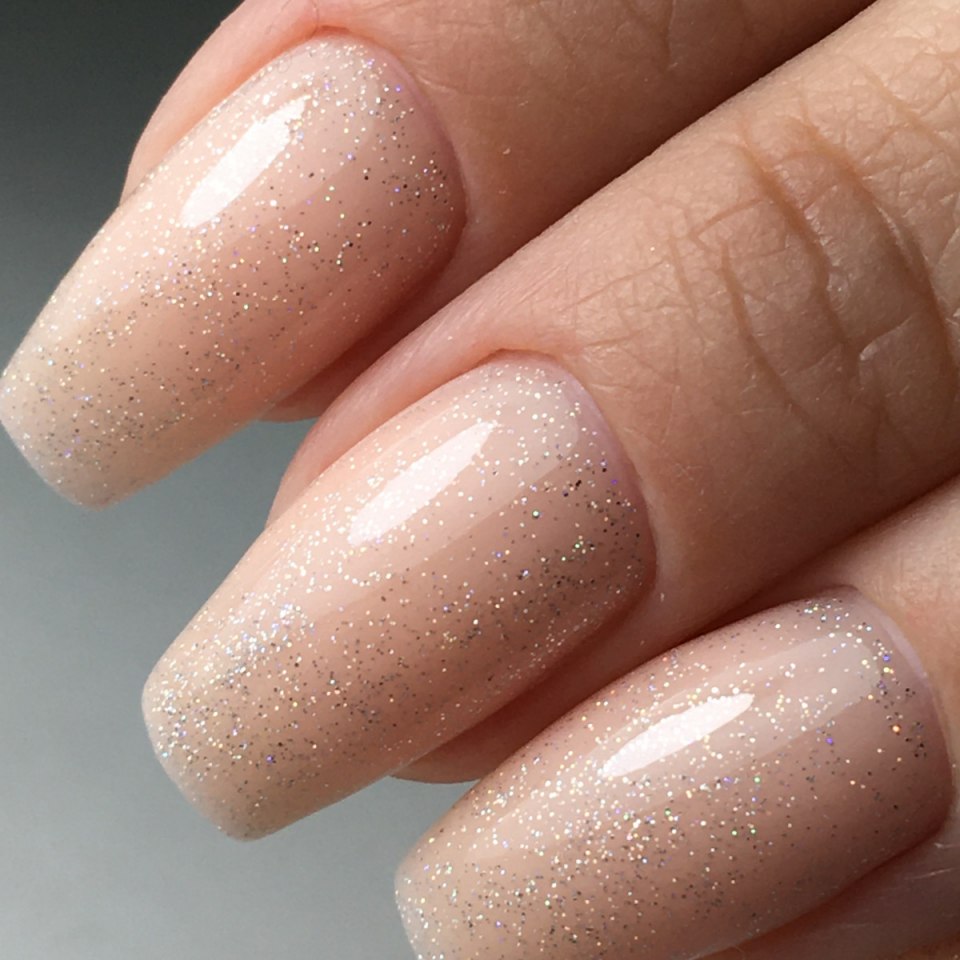 Ногти 2021 с блестками