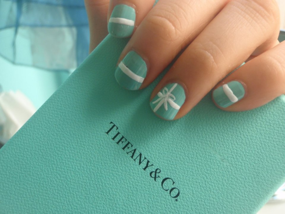 Маникюр в стилетифанни