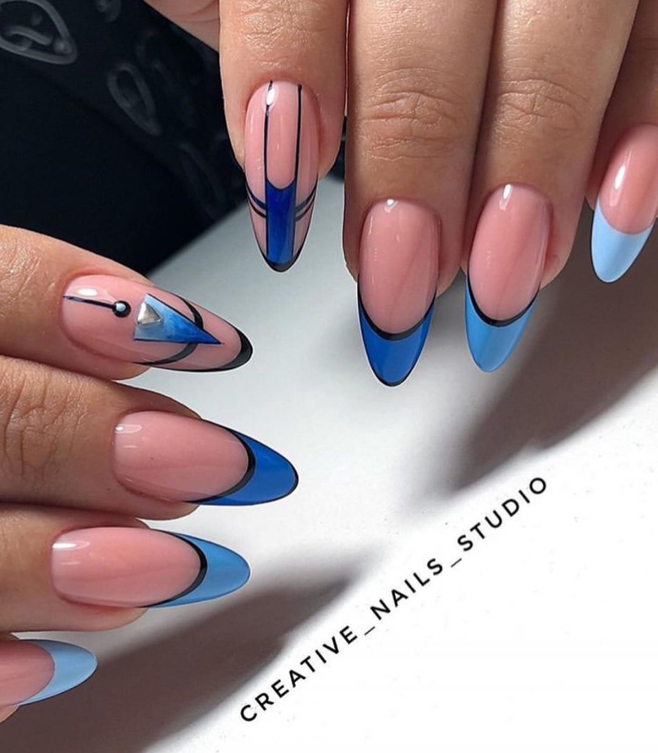 Разноцветный маникюр 2021