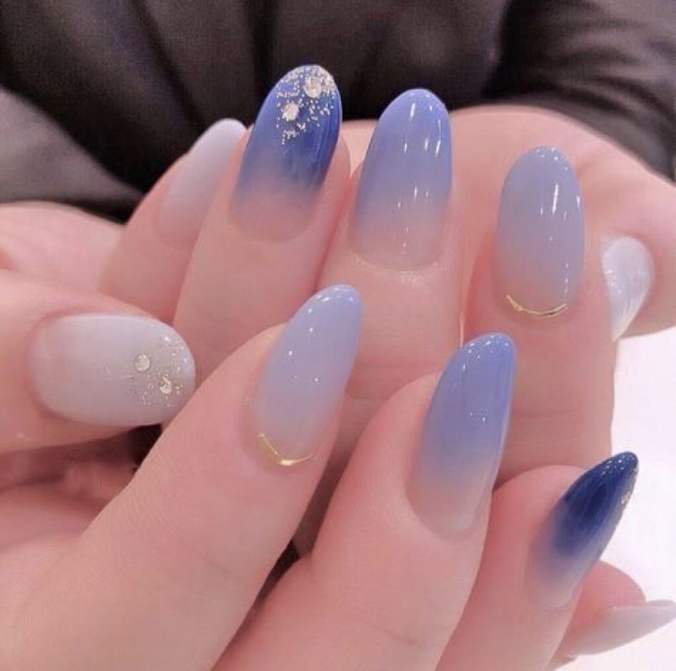 Маникюр градиент нюдовый