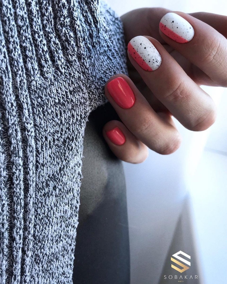 Нюдовый маникюр перепелиное яйцо