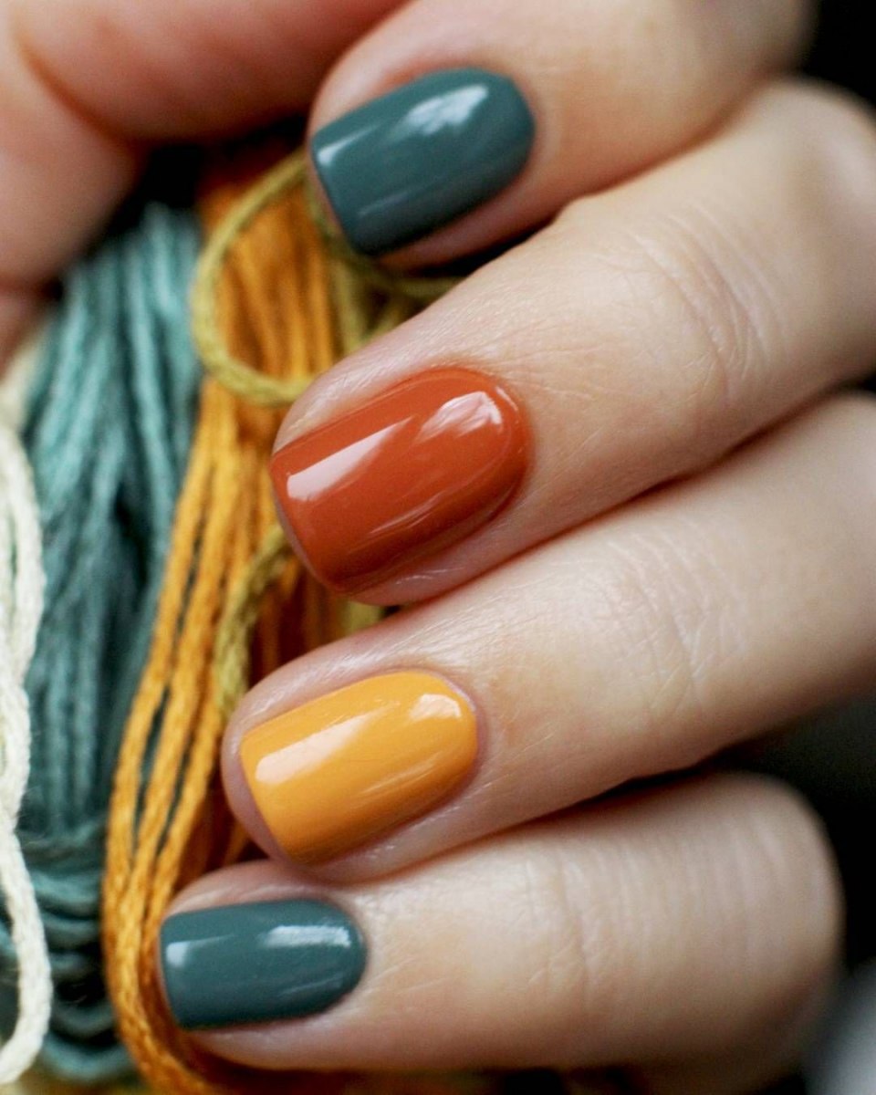 Сочетание цветов в маникюре