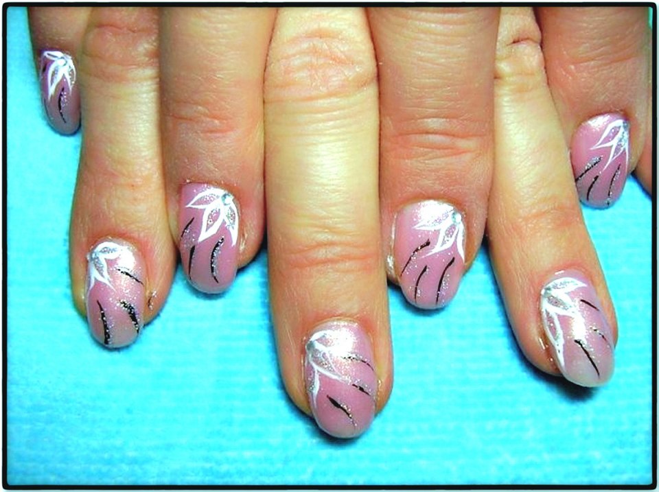 Рисунки на ногтях гель