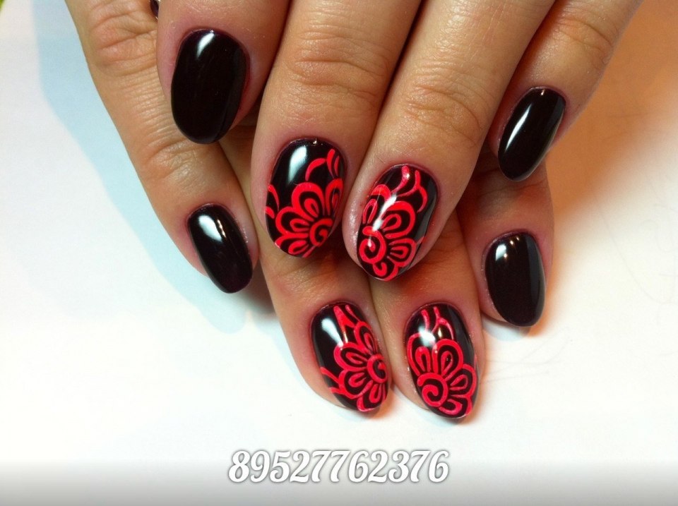 Маникюр черно красный с рисунком
