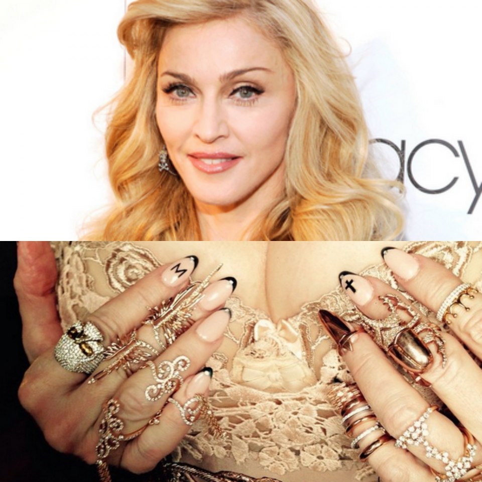 Маникюр со звездами