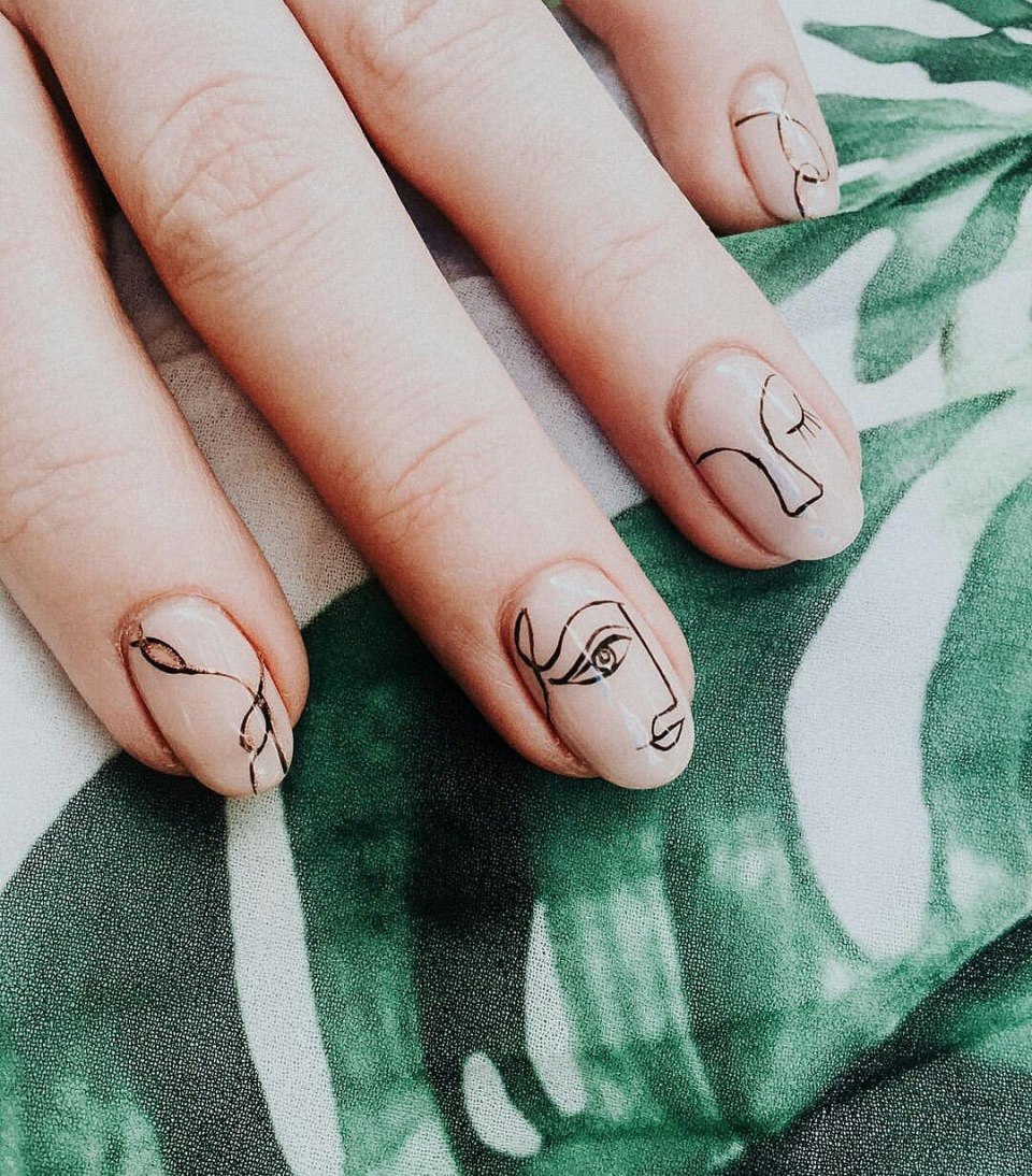 Лица на ногтях