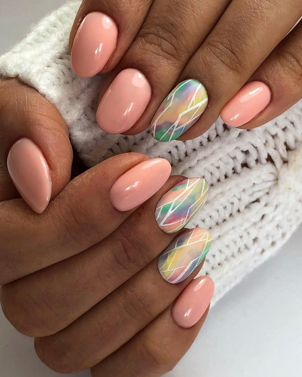 Цветной френч на короткие ногти