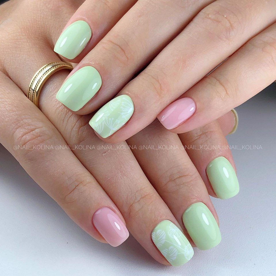 Маникюр френч пастельные тона разноцветные