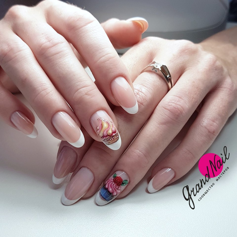 Ногти с пироженками