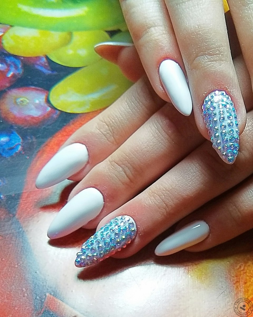 Дизайн ногтей на работу