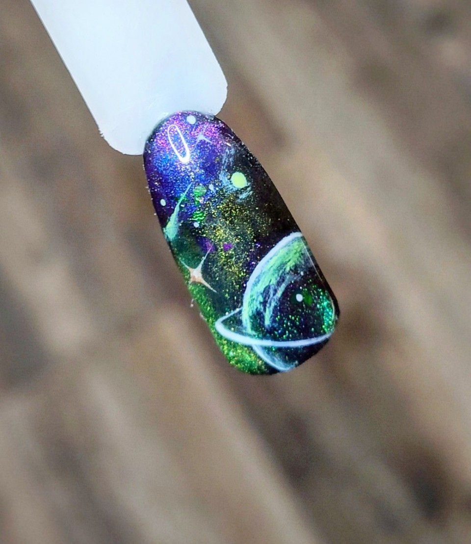 Гель лак космос кошачий глаз