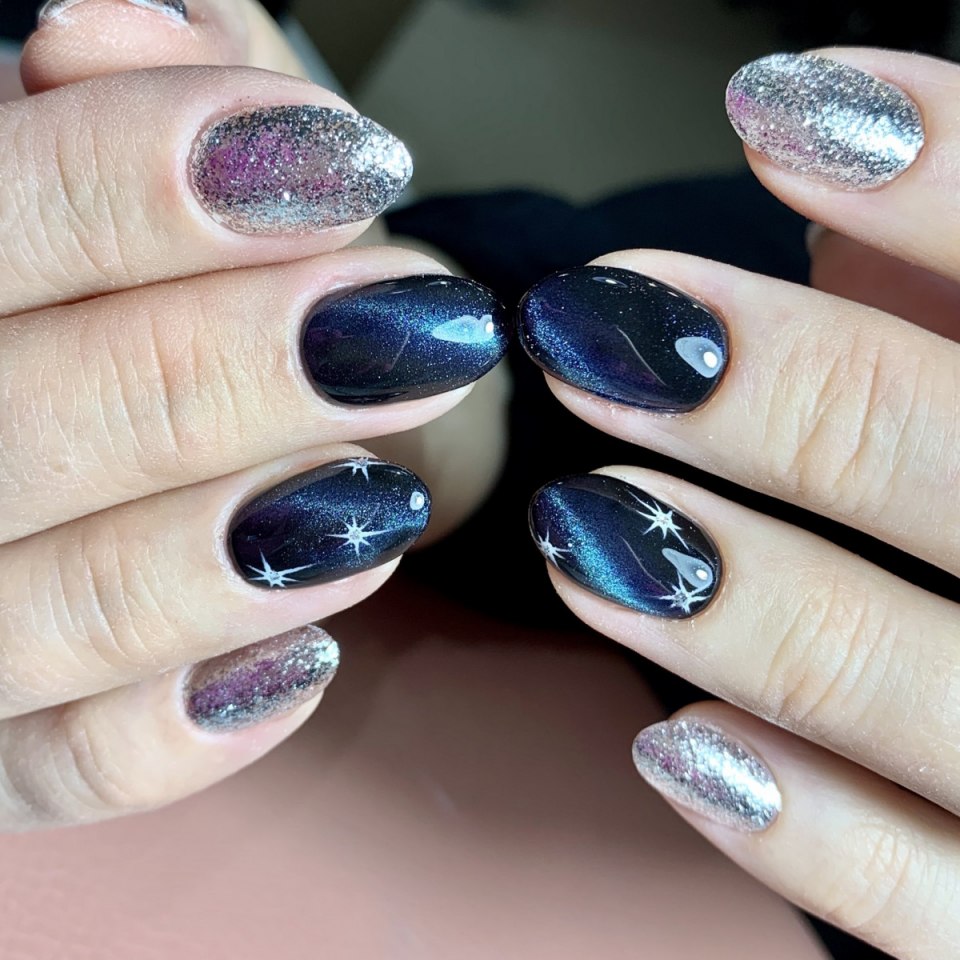 Маникюр космос кошачий глаз