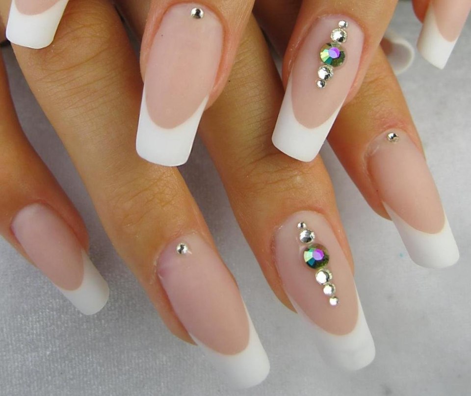 Разноцветный френч на ногтях квадратной формы