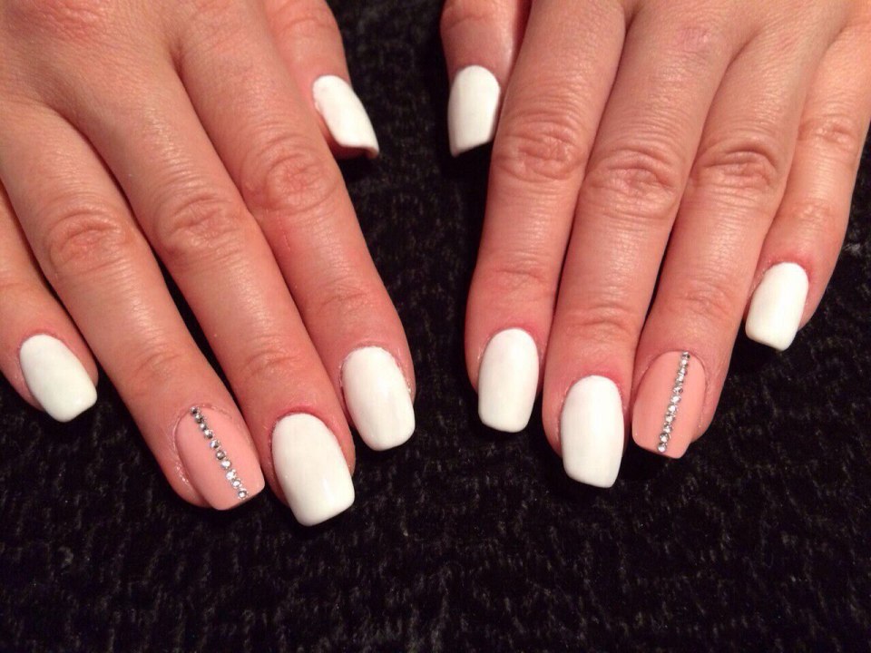 Нарощенные ногти французский маникюр
