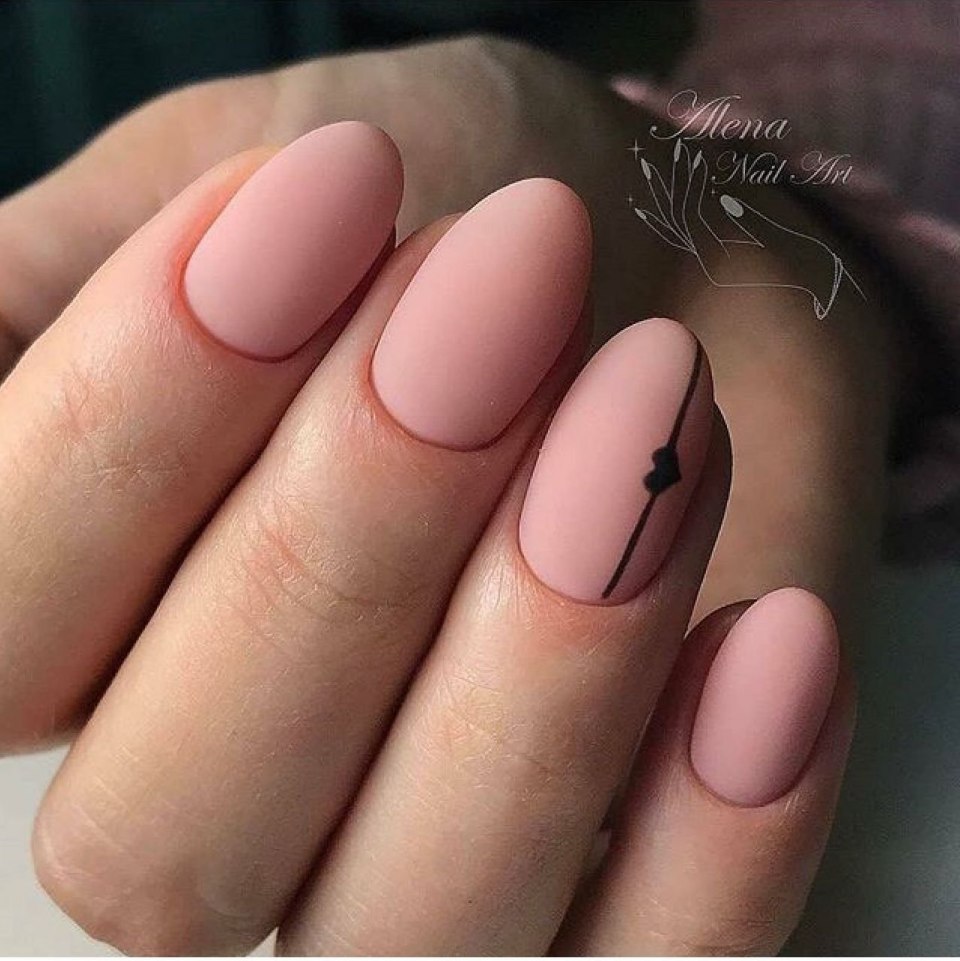 Овально Миндальная форма ногтей