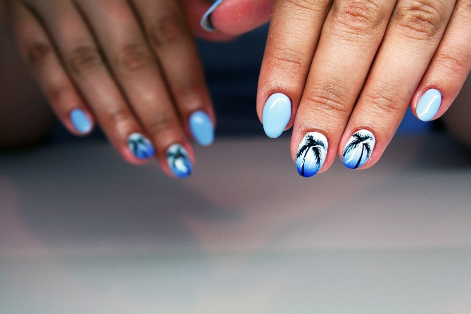 Маникюр закатное небо