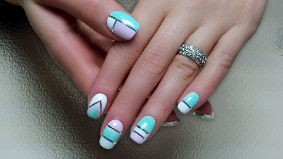 Маникюр с лентой гель лак