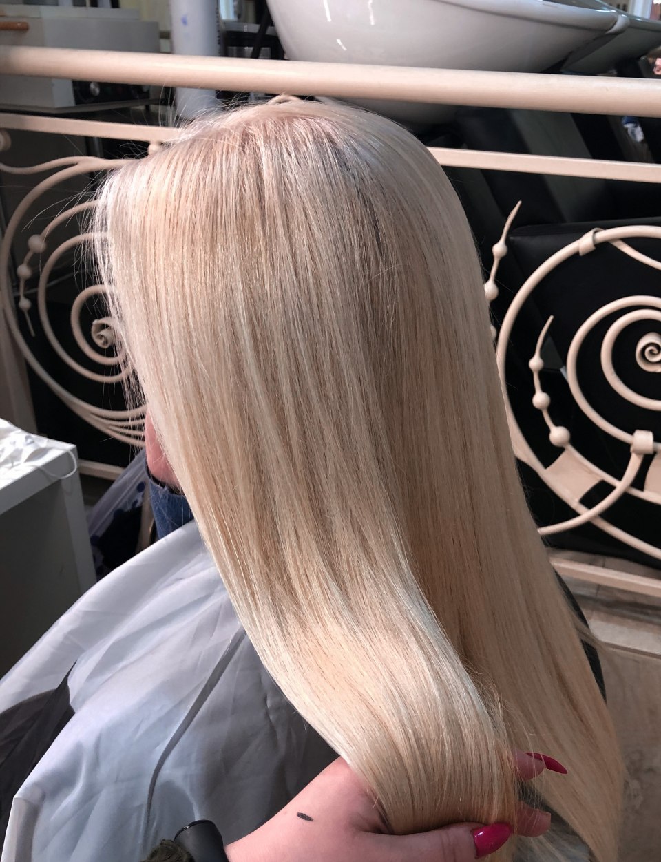 Пепельный Эйр тач