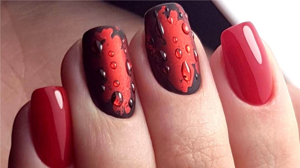 Бежевый прозрачный маникюр