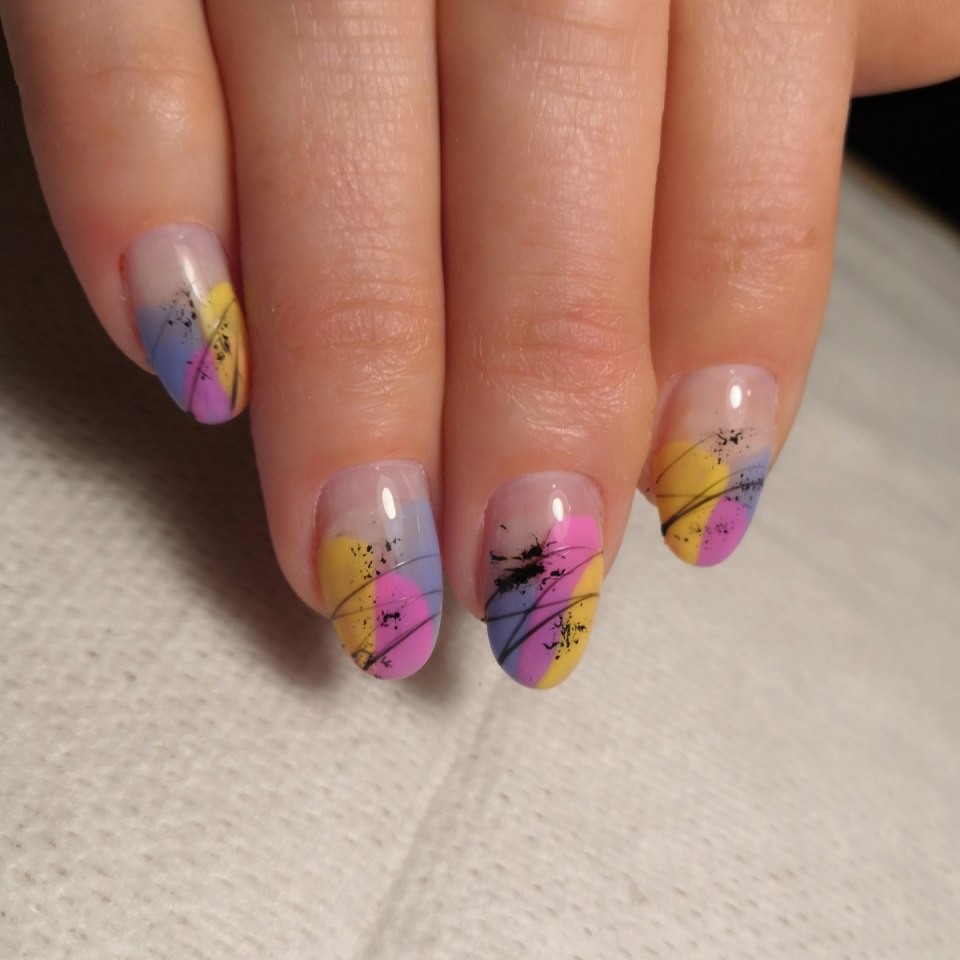 Изящный маникюр