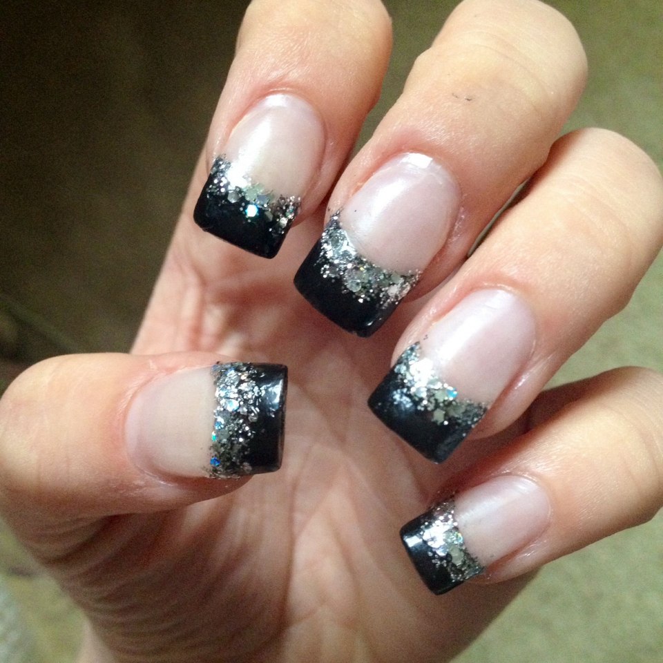 Чёрный френч с блестками