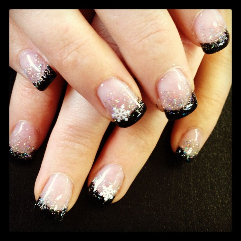 Ногти френчем черныц с золотлм