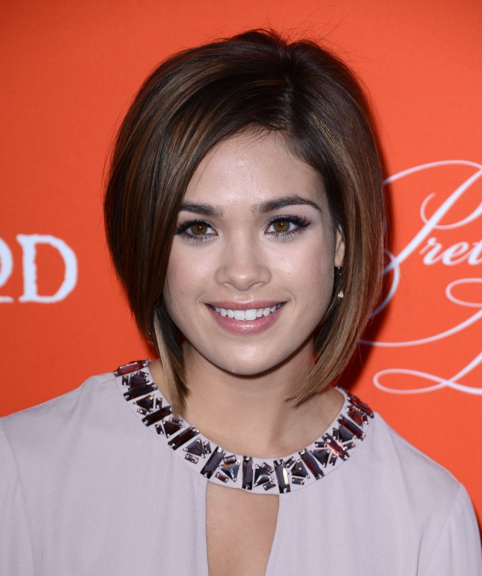 Стрижка полудлинный Каскад