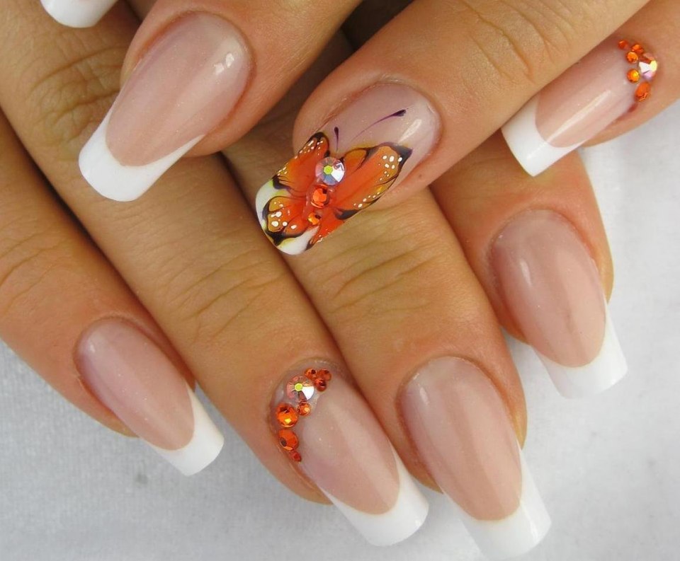 Оранжевый френч на ногтях