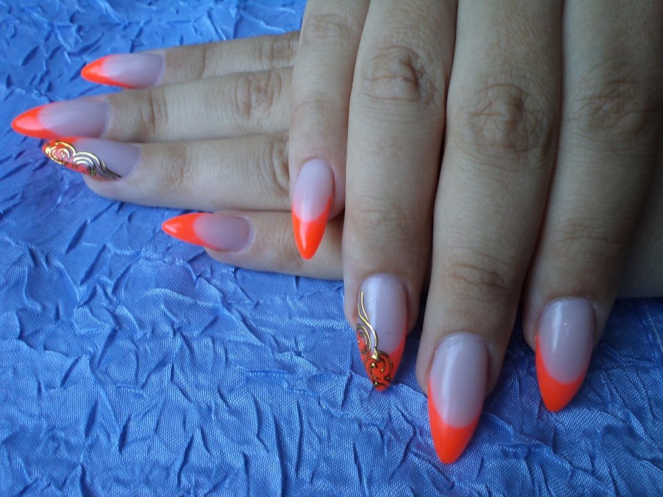 Маникюр оранжевый френч