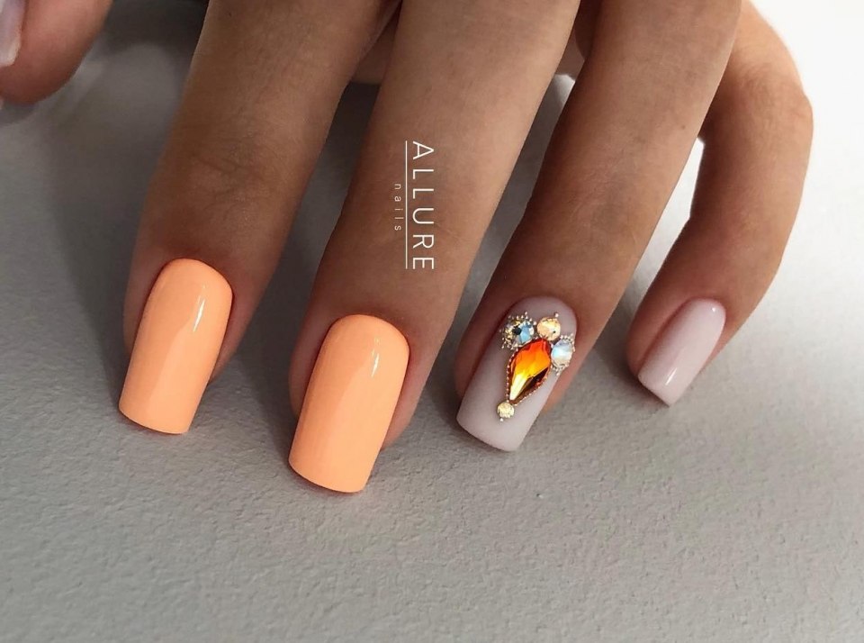 Оранжевые осенние ногти