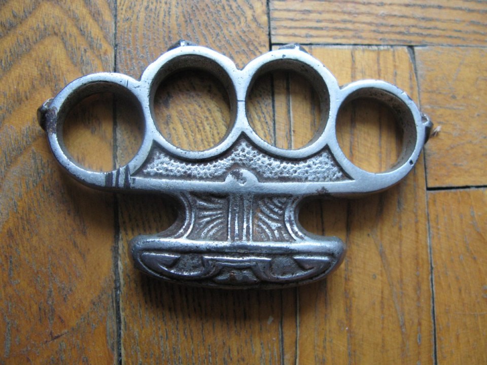 Перчатки Claw Weapon