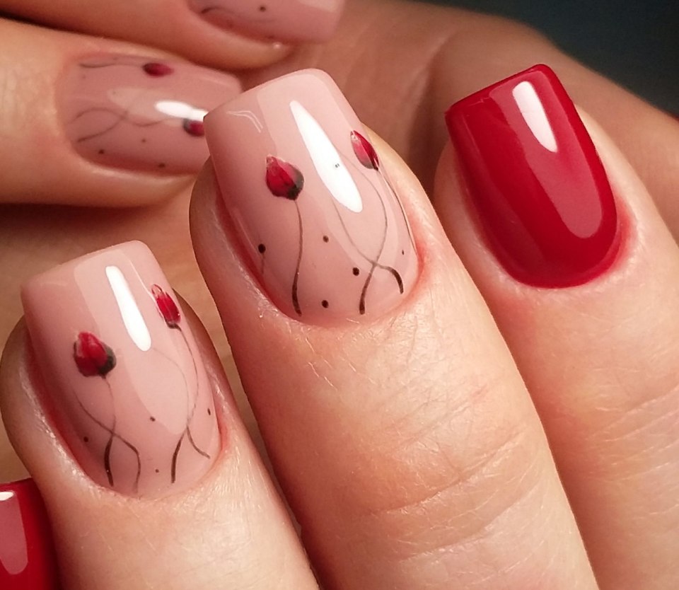 Красный маникюр