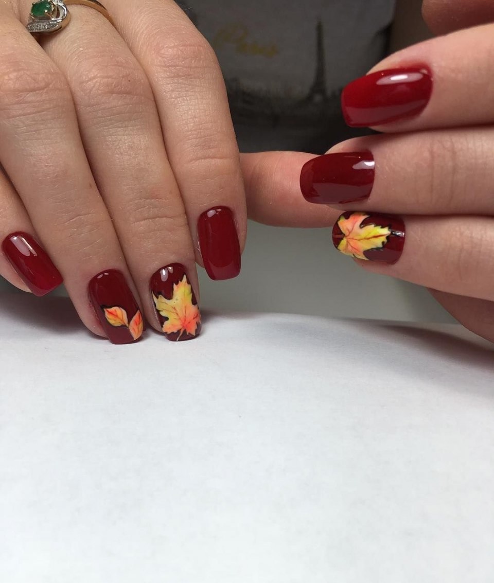 Гелевые ногти осень