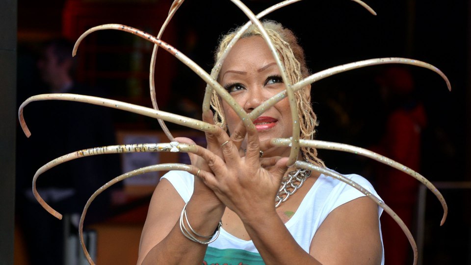 Самые длинные ногти в России Елена Шиленкова