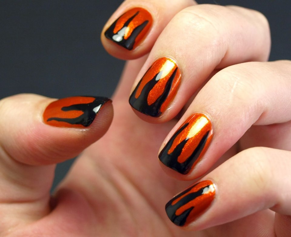Огненный маникюр