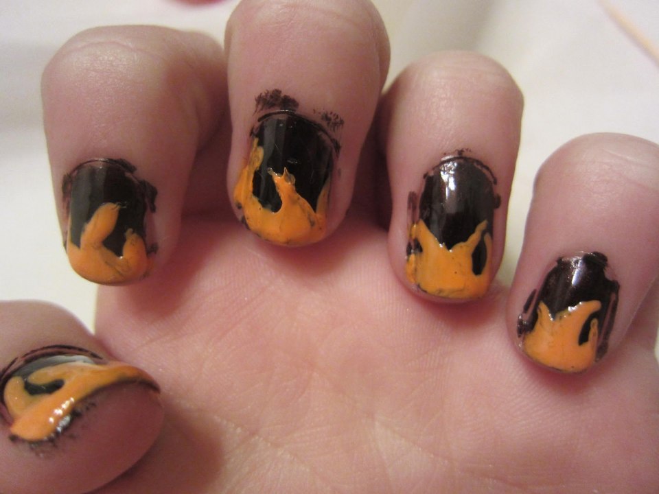 Маникюр пламя