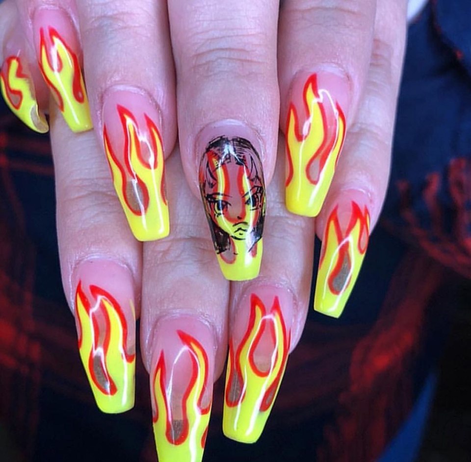 Креативный маникюр на длинные ногти