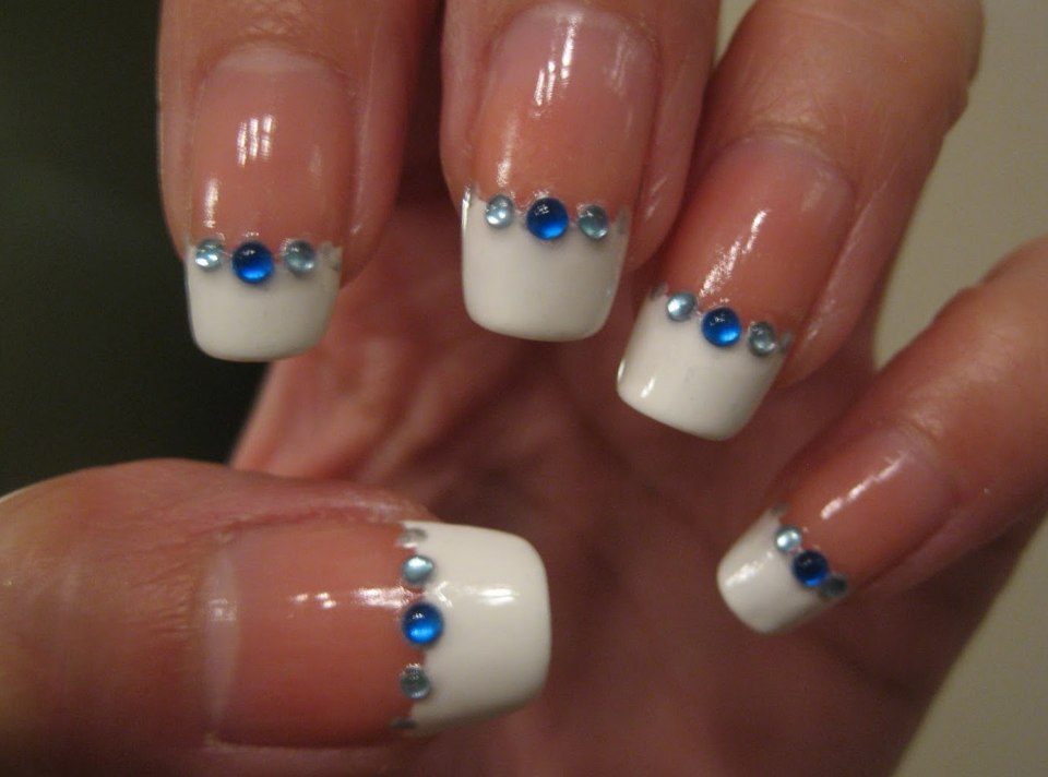 Маникюр нарощенные ногти синий френч