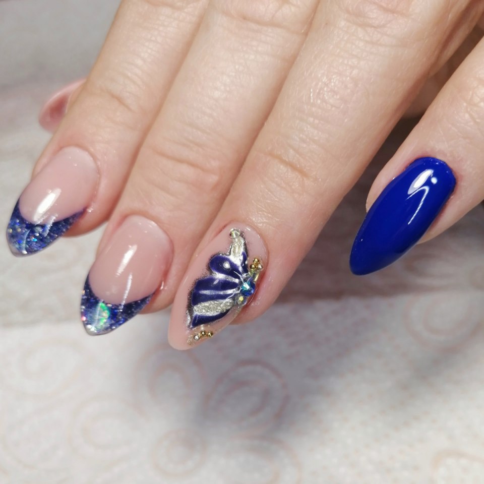 Маникюр синий френч Вечерний