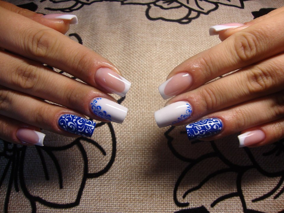 Строчка маникюр