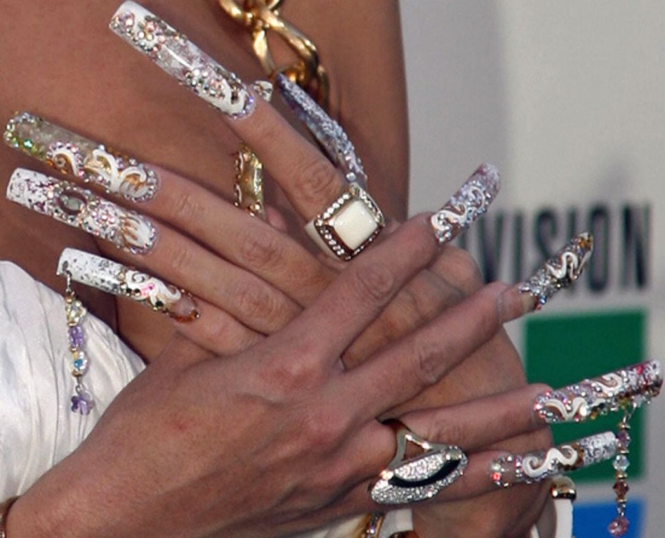 Самый дорогой маникюр в мире
