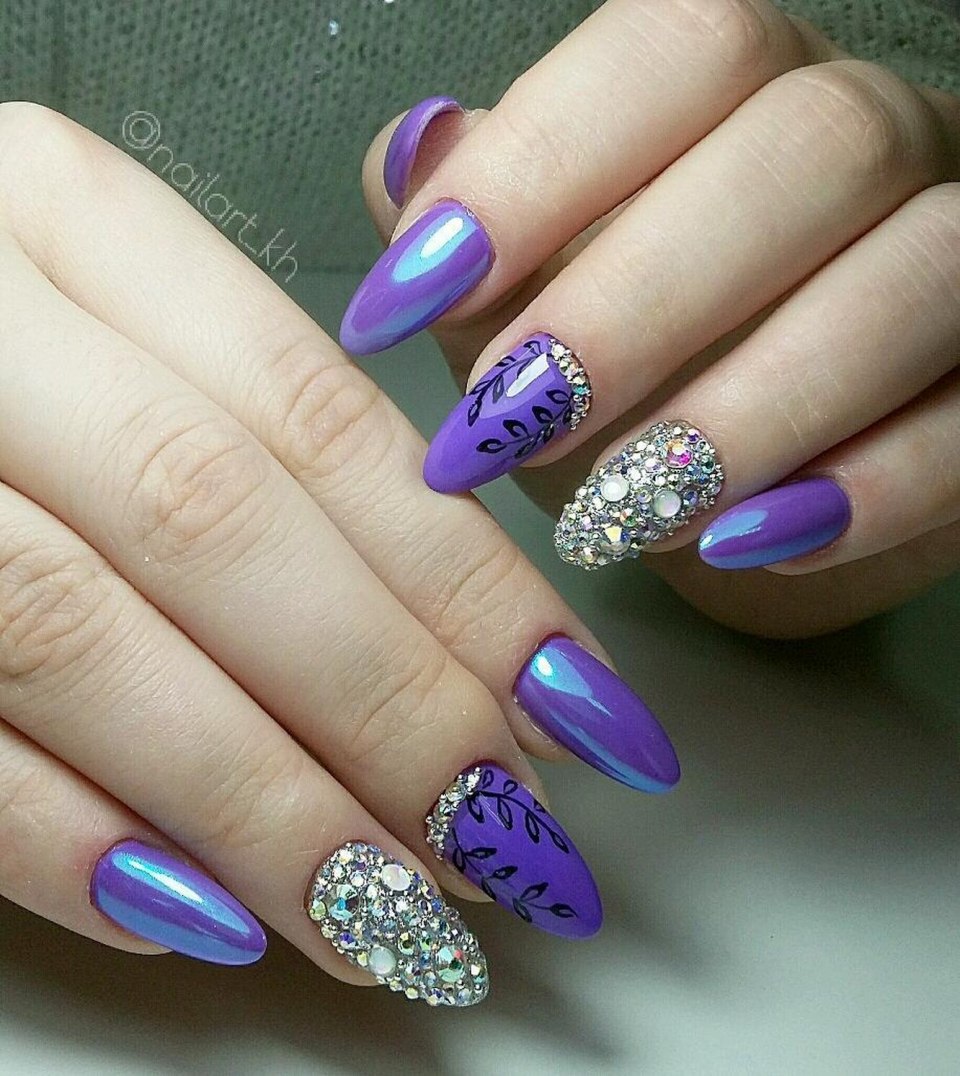 Реальные фото дорогих маникюрных огурчиков