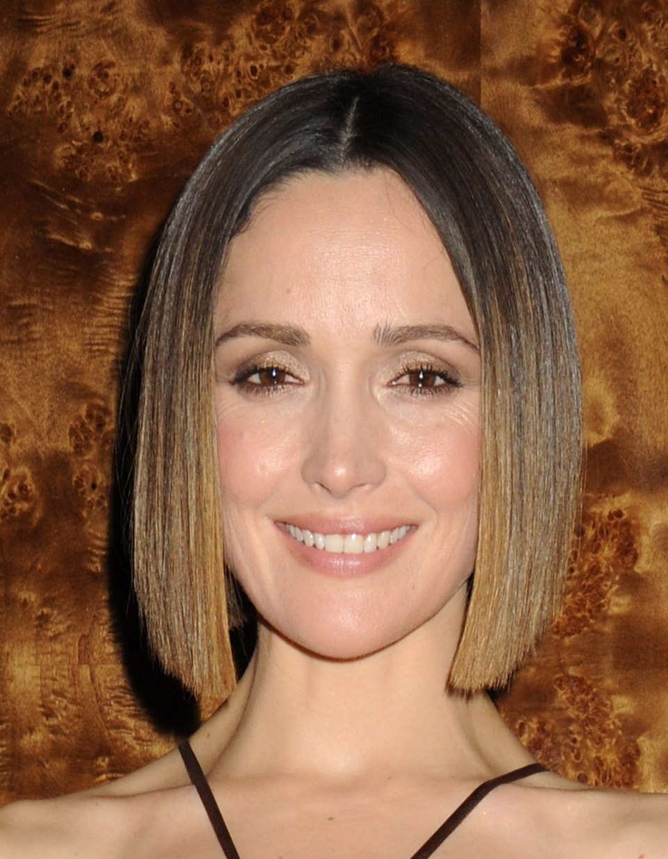 Удлиненный Боб без челки на средние